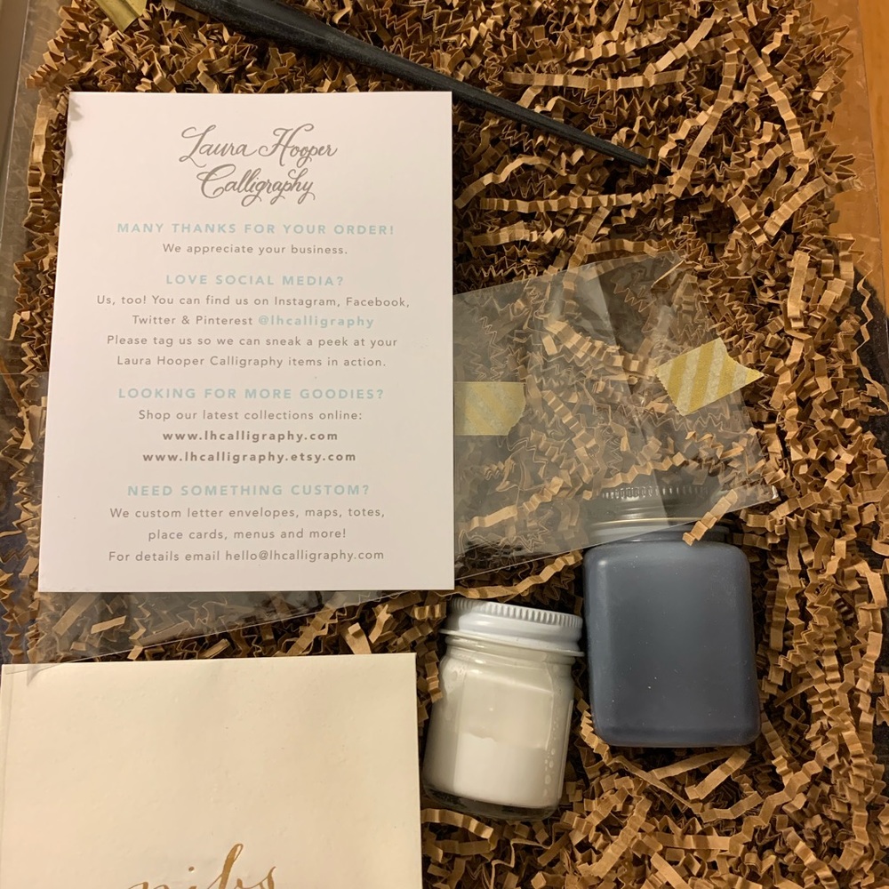 Laura Hooper Calligraphy Set - Picture 4 of 10